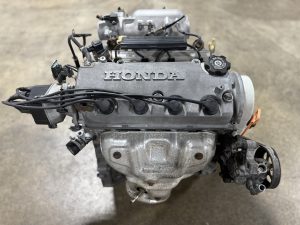 Low Mileage JDM Honda D15B Dual VTEC Engine.